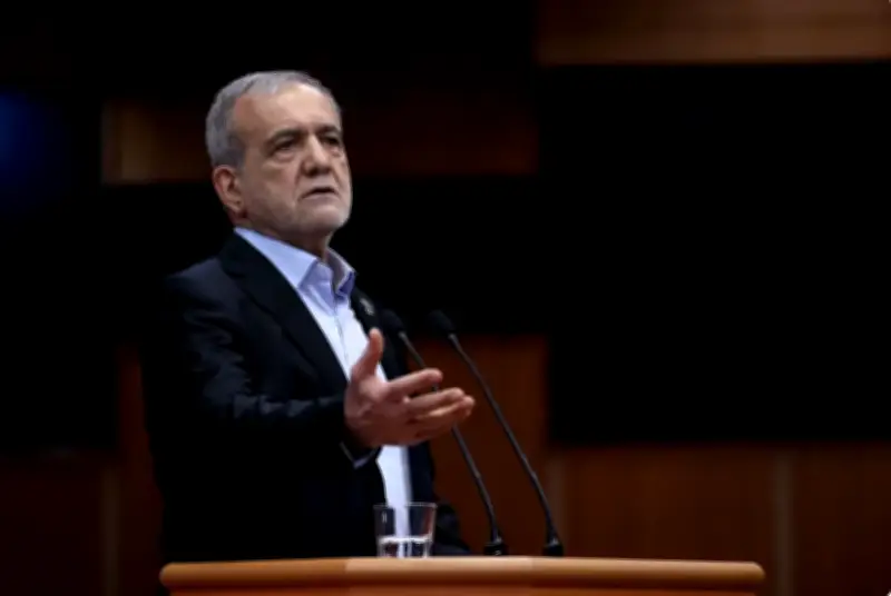 پزشکیان: آمریکا و اسرائیل از چالش‌های ایران سوءاستفاده می‌کنند