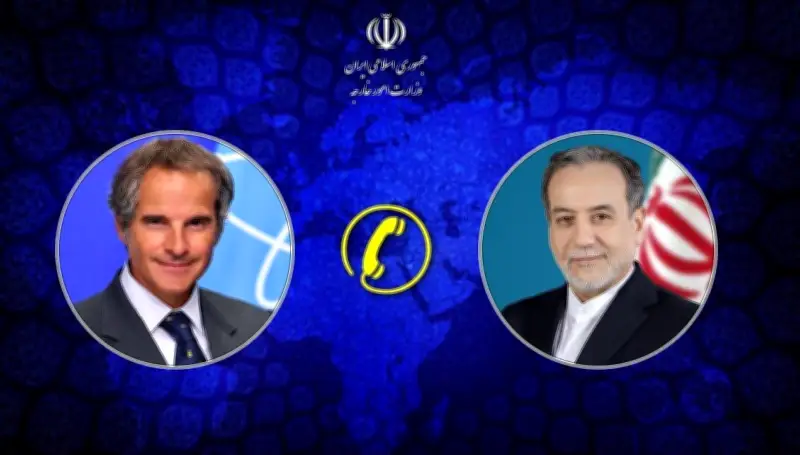 مكالمة هاتفية بين غروسي والعراقشي حول المفاوضات الإيرانية الأمريكية