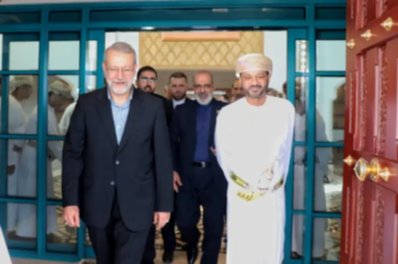 مصادر عمانية تؤكد وصول لاريجاني إلى مسقط الثلاثاء حاملاً رد إيران النووي