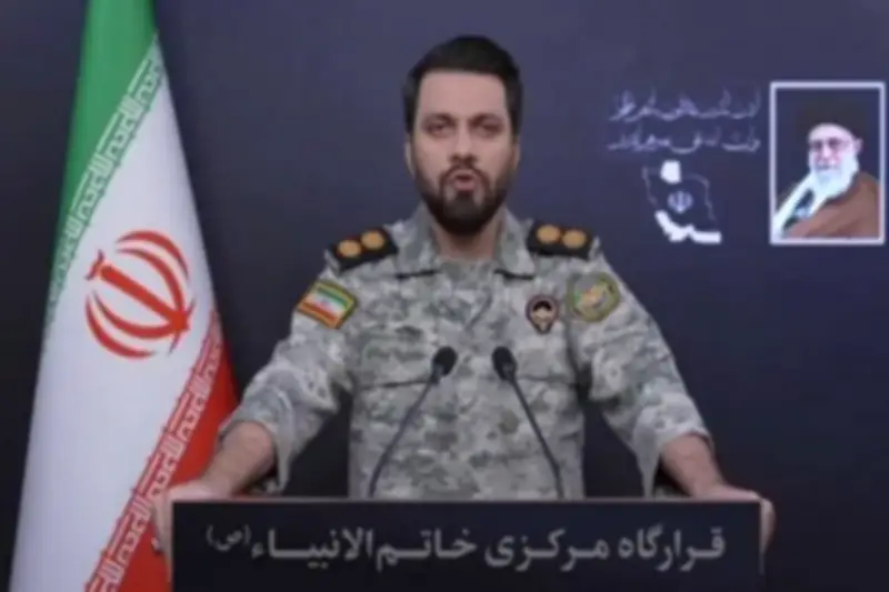 إيران تهدد بتصعيد الضربات ضد أهداف أمريكية وإسرائيلية في المنطقة