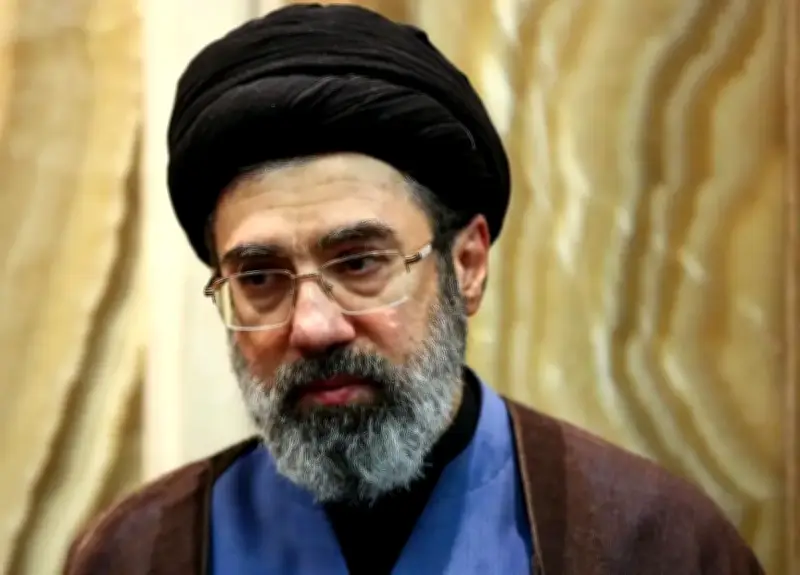 إيران: دولة الأفكار أم دولة الأفراد؟ تجربة تُظهر قوة البنى التاريخية