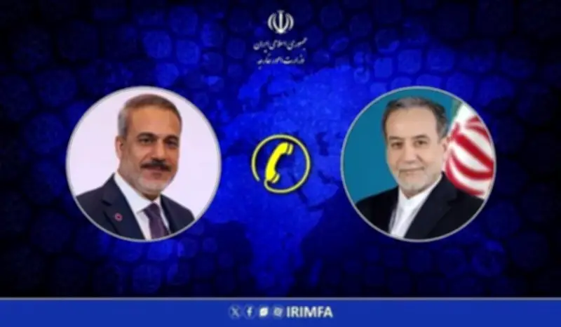 آراغچی در تماس با همتایان ترک و بریتانیایی تحولات منطقه را بررسی کرد