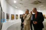 مدیرعامل ایرنا از نمایشگاه هنری «برای ایران» بازدید کرد